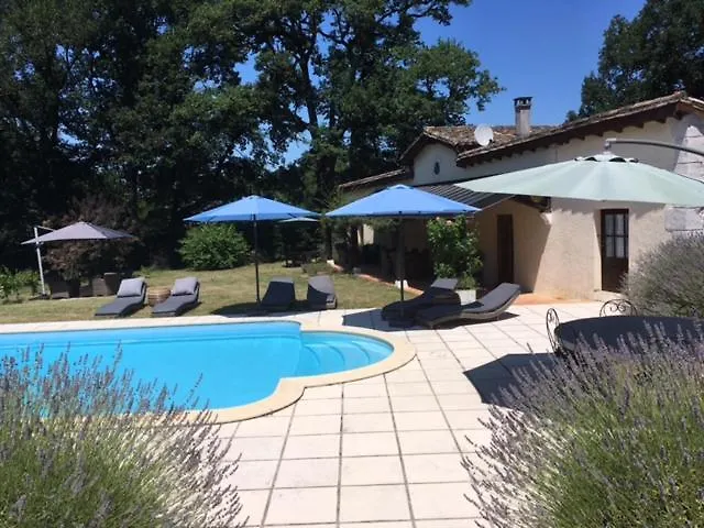 Gite De Merugat Valeilles Holiday home